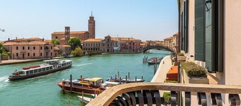 MURANO Suites | AMETHYST