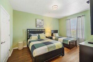 3 bedrooms, desk, iron/ironing board, WiFi