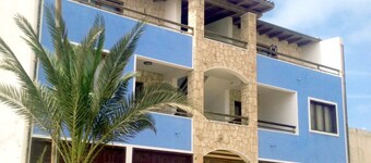 Big apartment in Estoril Beach