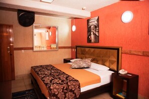 1 bedroom, WiFi, bed sheets, wheelchair access
