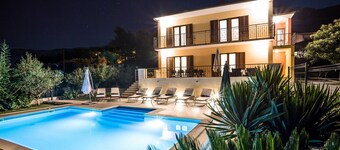 Villa Dalmatica SAVE 20 percent on Split-villas com