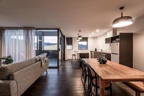 Life Changer - City View | Living area