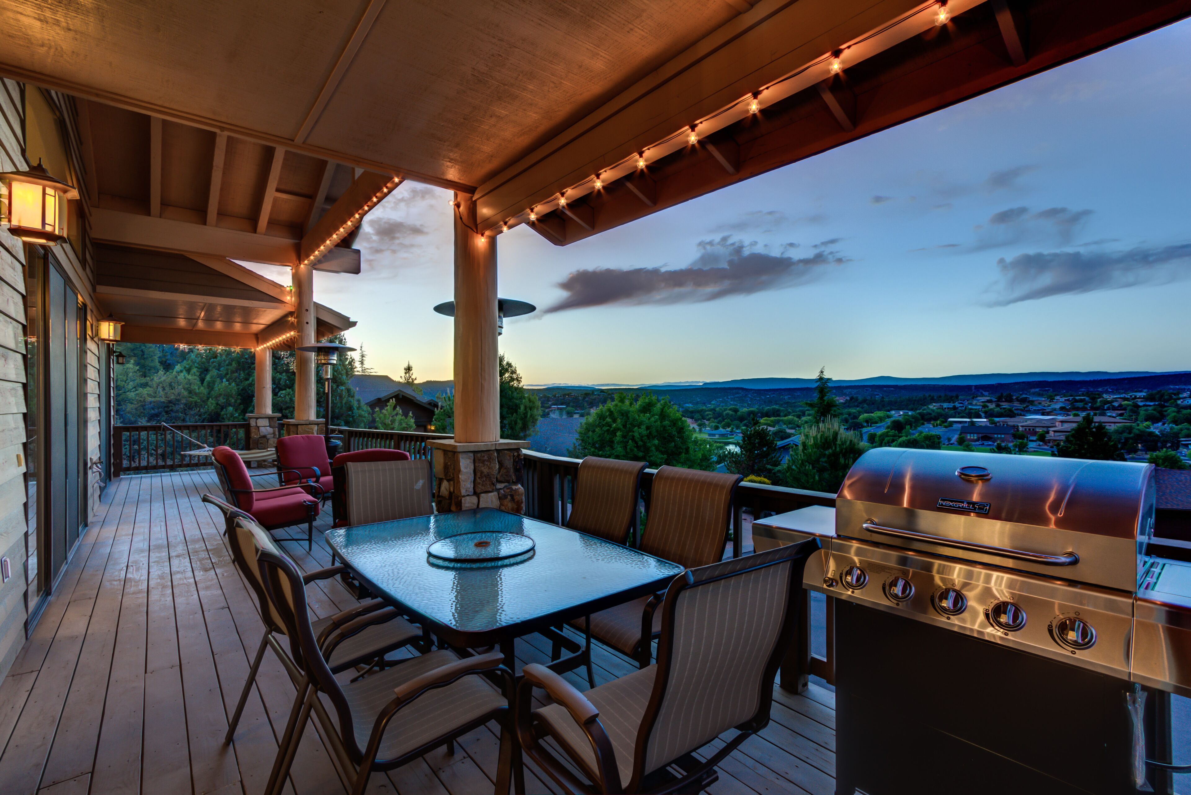 Amazing Payson Mt Home w/BIKES, Fishing Poles & KAYAKS; Green Valley Park & RIM VIEWS, Walk to Town