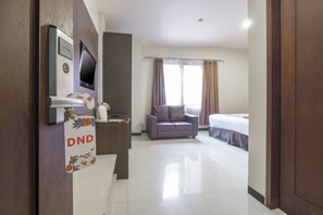 豪華套房, 1 張標準雙人床 | 客房設施服務