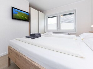 2 chambres, lit parapluie, Wi-Fi, draps fournis