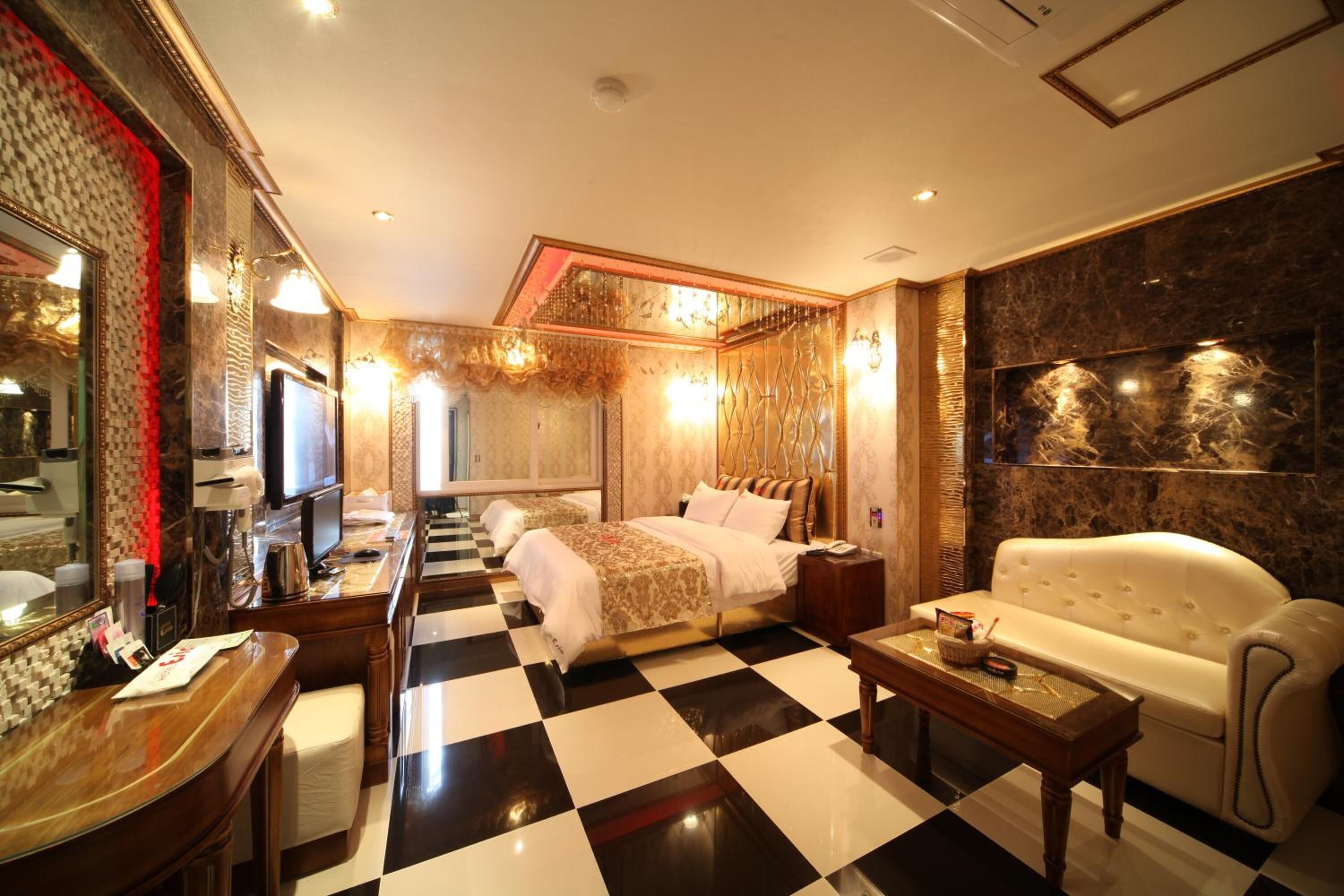 minibar, blackout curtains, soundproofing, free wifi