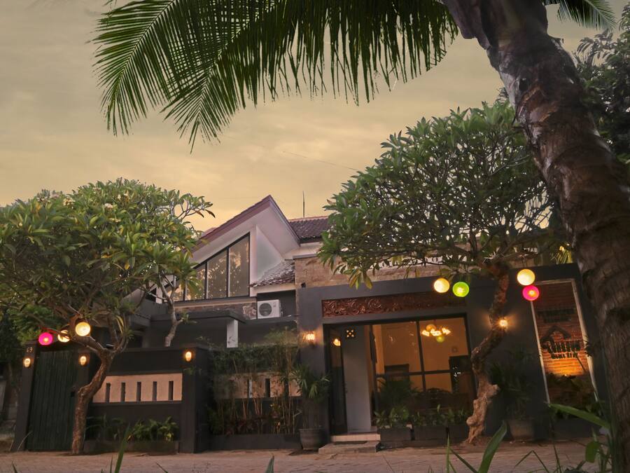 Façade de l’hébergement - soirée/nuit