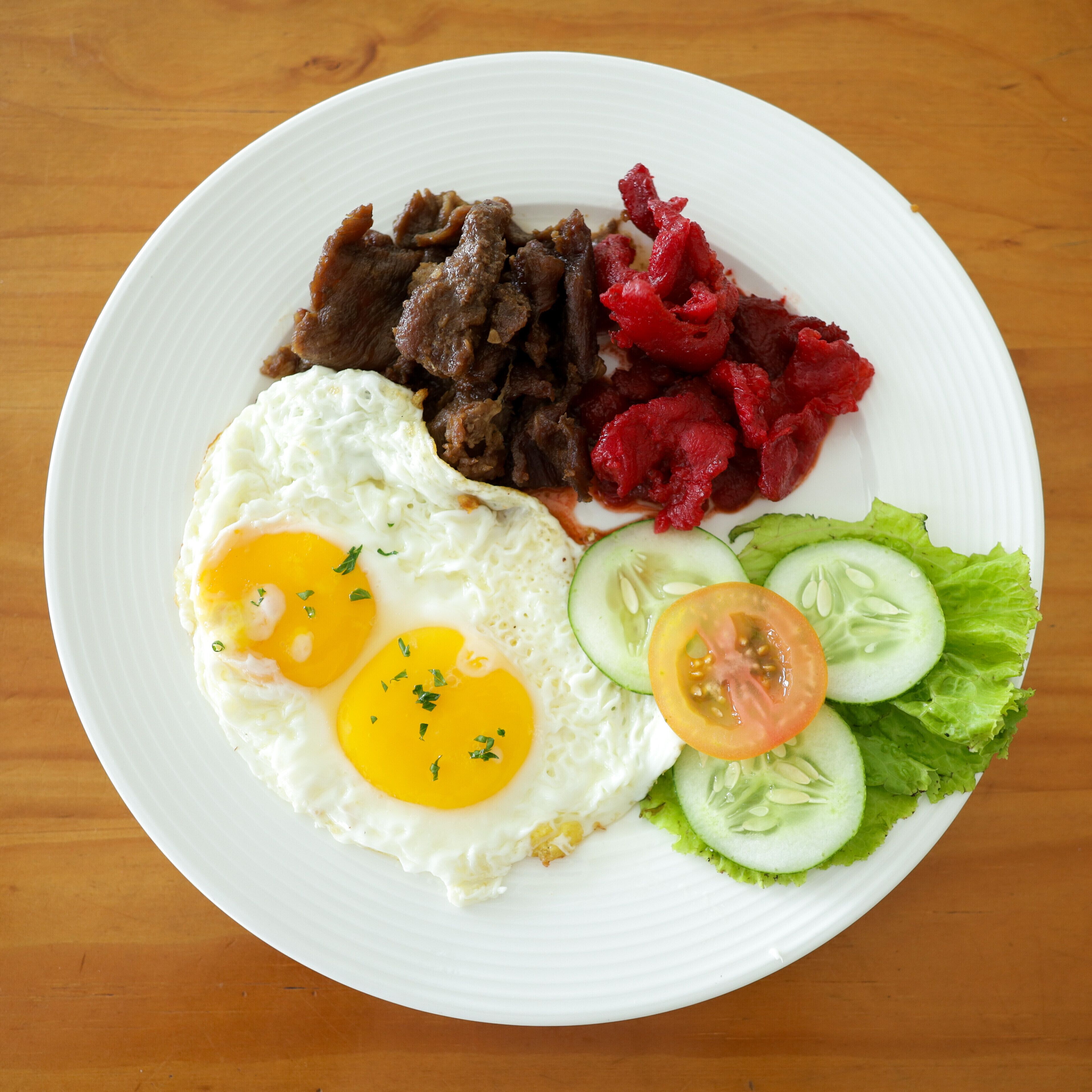 daily cooked-to-order breakfast (php 1300 per person)