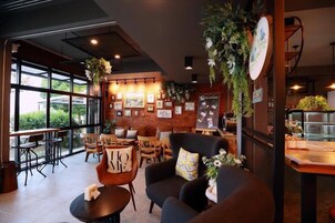 Se ofrece un desayuno inglés todos los días (por un coste adicional)