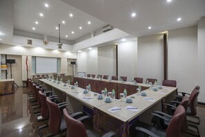 สถานที่จัดงานประชุม