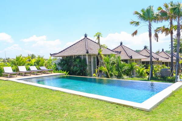 Piscina externa