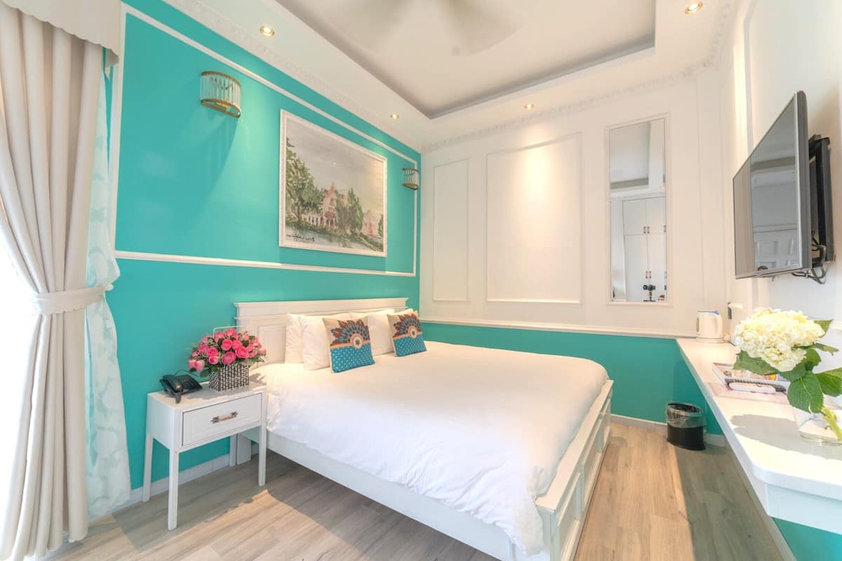 Doppia Deluxe, balcone | 1 camera, copriletto in piuma, minibar, Wi-Fi gratuito