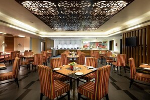 Food and drink - Sunray Village Resort (Bhogopuram)