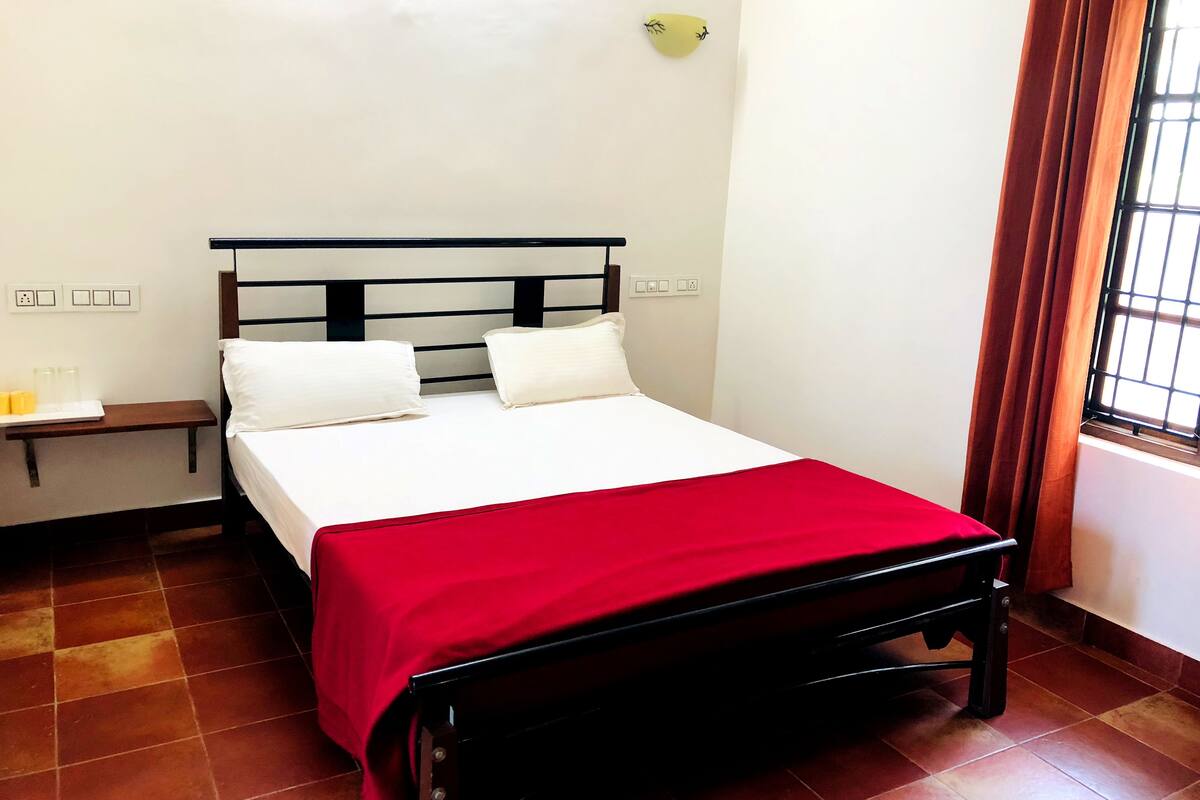 Deluxe kamer, 1 tweepersoonsbed | Extra bedden (toeslag), gratis wifi