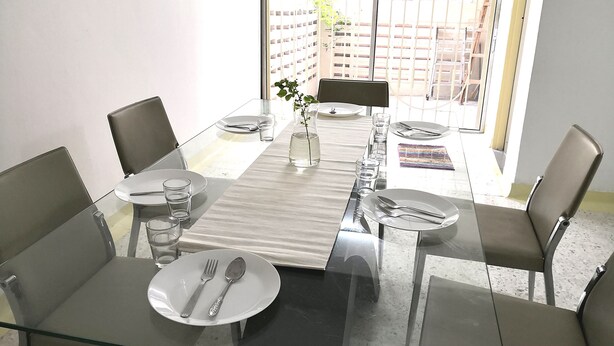 Rumah (Holiday Home) | Makan di kamar