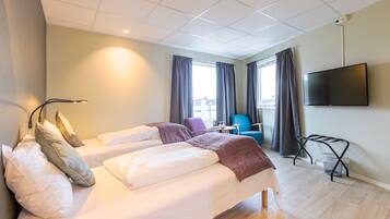 Kahden hengen perushuone (yksi tai kaksi sänkyä) | 1 makuuhuone, silitysrauta/-lauta, vauvansängyt, lisävuoteet