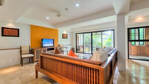 2 Bedrooms Apartment (#631 - A202) | Living room