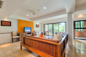 Living room - The Sands Apartment by Rents In Phuket (Rawai)