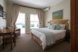 Comfort Double Room (3) | Minibar, in-room safe, desk, iron/ironing board - The Ashford Guesthouse (Johannesburg)