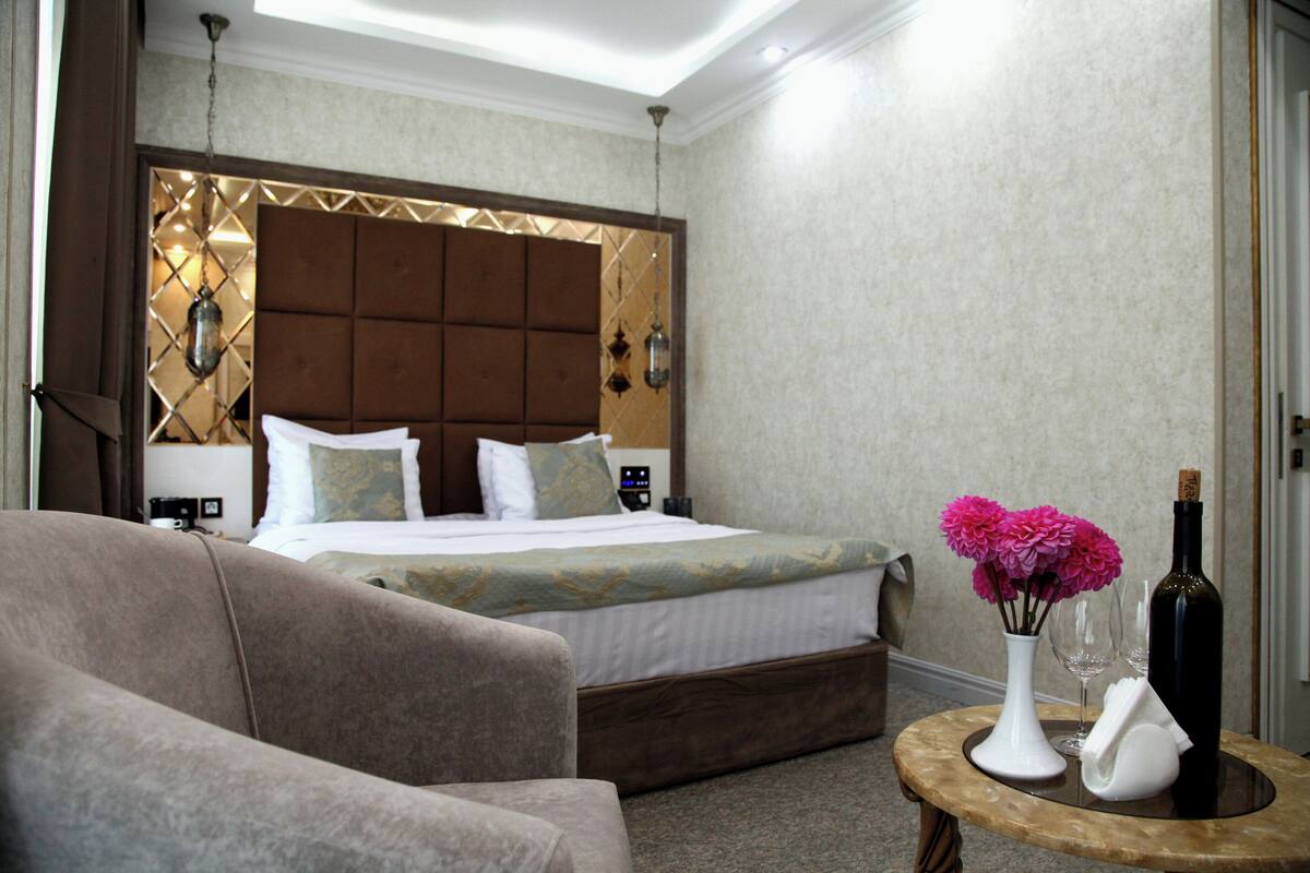 Deluxe Double Room, City View | Premium bedding, pillowtop beds, minibar, in-room safe