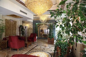 Siddeområde i lobbyen