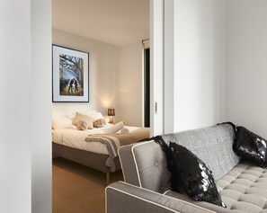 Room - Modern Apartment in Urban Centre (Melbourne)