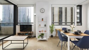 Deluxe Apartment, 2 Bedrooms | In-room dining - Modern Apartment in Urban Centre (Melbourne)