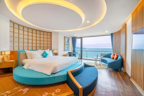 Hypo-allergenic bedding, minibar, in-room safe, desk - Sala Danang Beach Hotel (Da Nang)