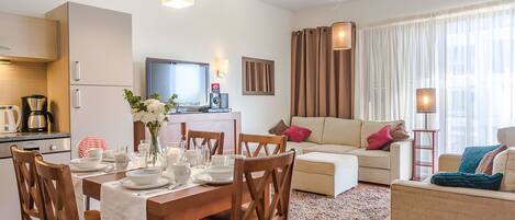 Baltic Park Plaza 32 Apartament 2.2.4 | Speisen