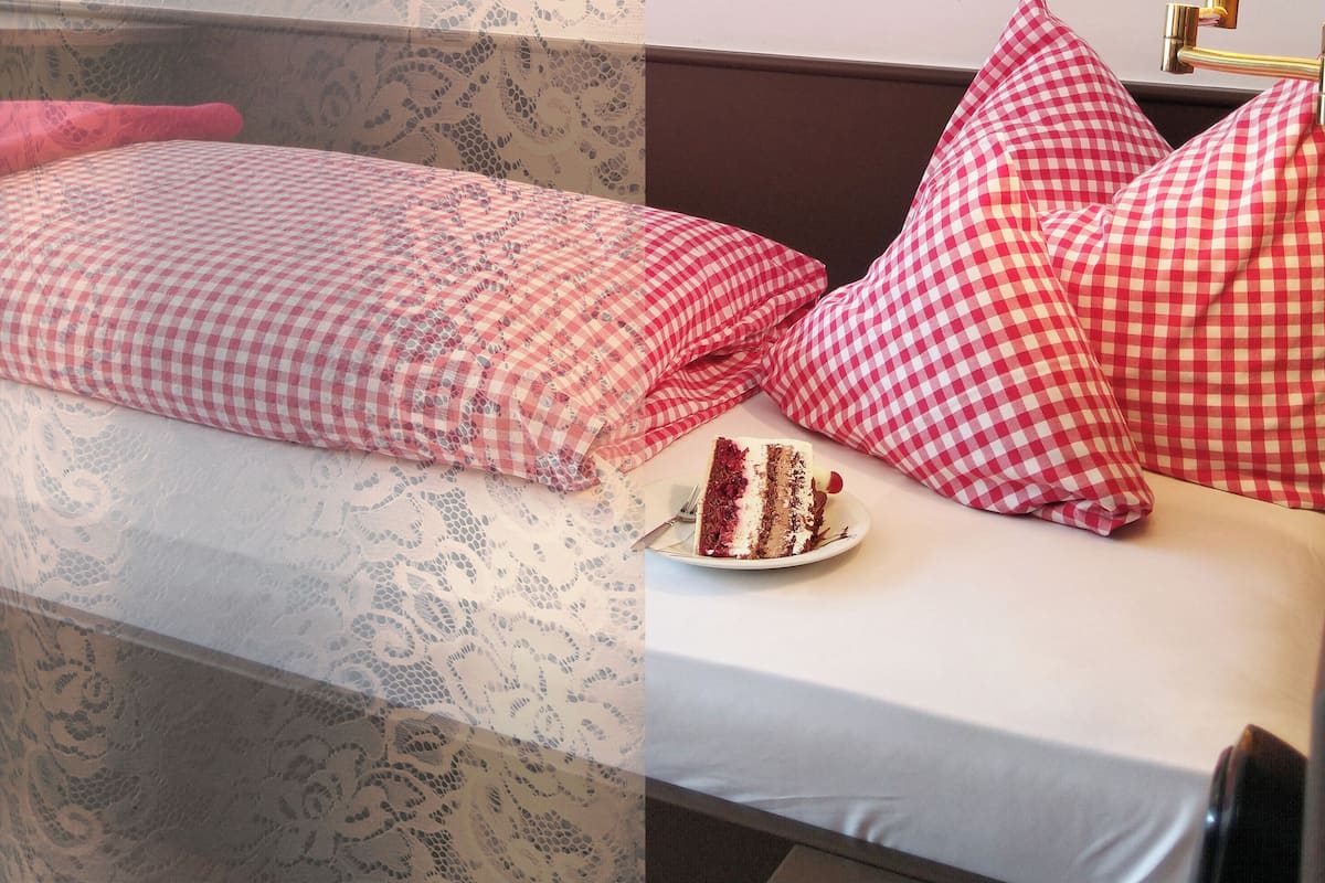 Deluxe Single Room, Balcony | 1 bedroom, in-room safe, desk, blackout drapes