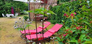 City Apartment, Garden View | Terrace/patio