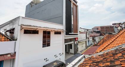 Super OYO Capital O 614 Graha 8 Syariah