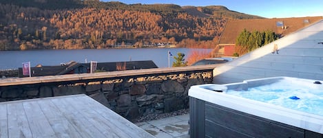 Maison, plusieurs lits | Piscine