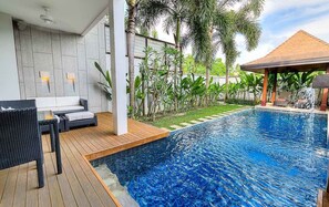 Private pool - Oxygen Pool Villa by Rents In Phuket (Rawai)