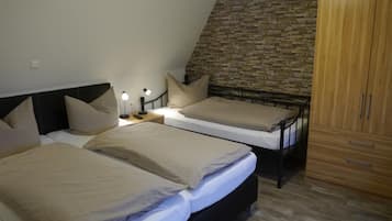 Minibar, blackout curtains, free WiFi, bed sheets