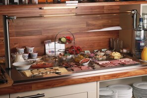Gratis morgenmadsbuffet hver dag
