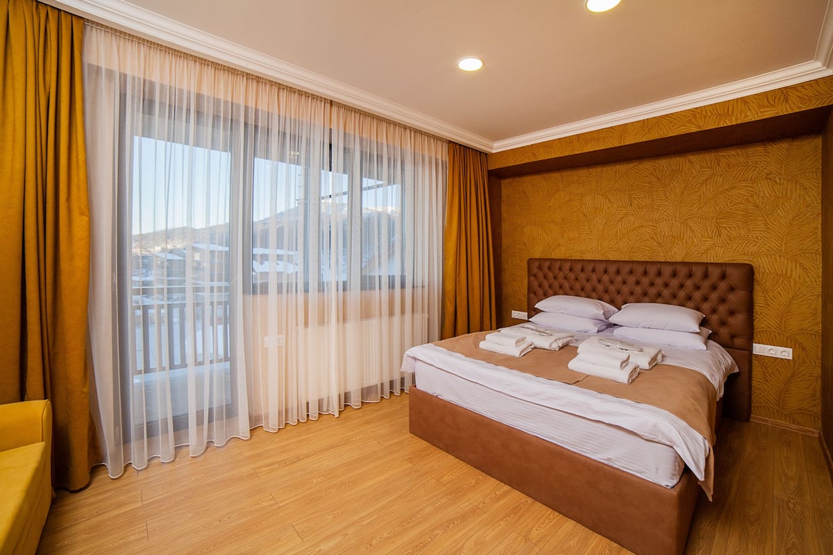Standard Double Room, Mountain View