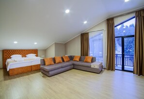 In-room safe, rollaway beds, free WiFi, bed sheets - Amiranis Parki (Borjomi)