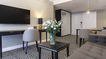 Bügeleisen/Bügelbrett, kostenloses WLAN, Bettwäsche