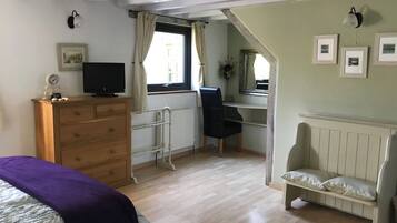 1 quarto, ferros/tábuas de passar roupa, Wi-Fi de cortesia