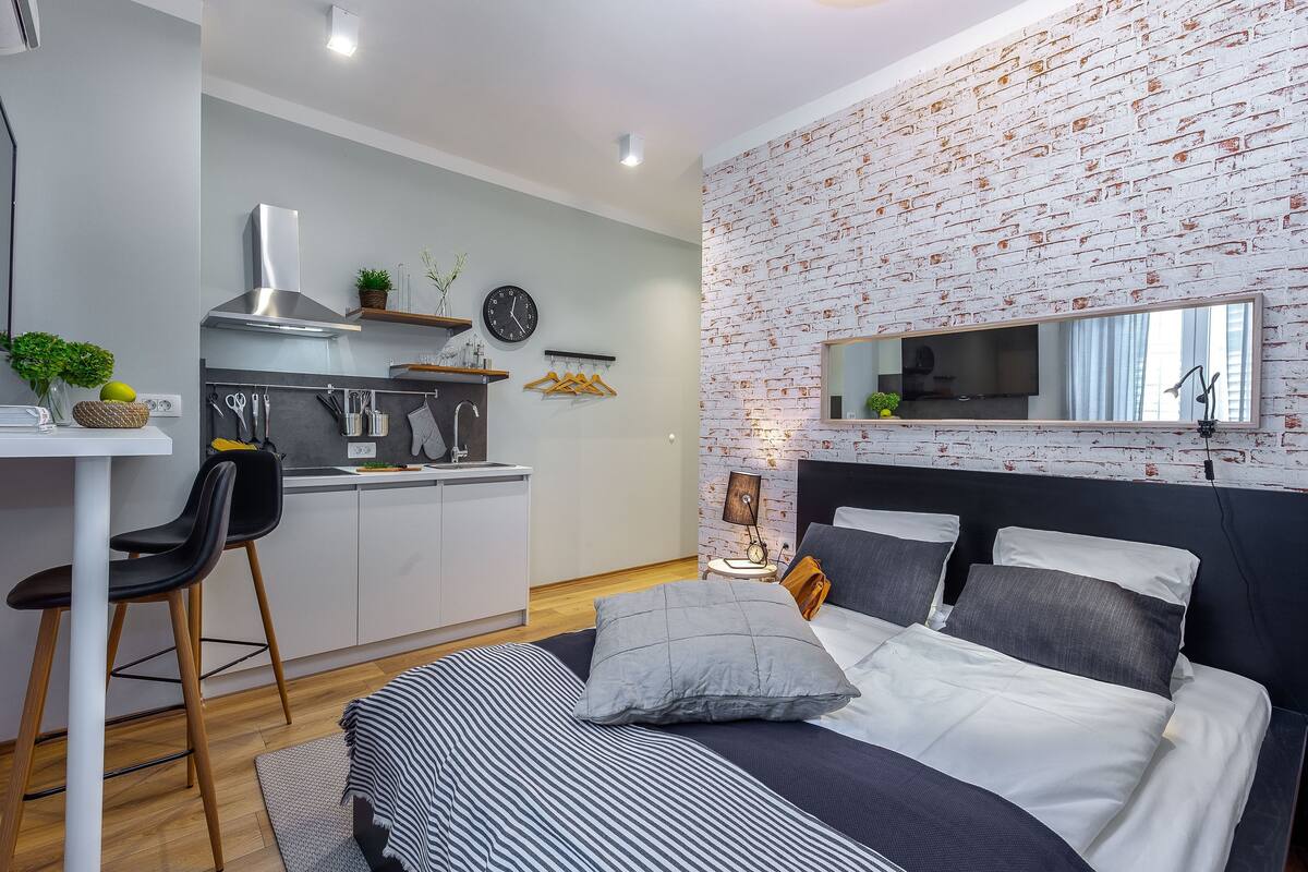 Deluxe Studio (Adria Square 2)