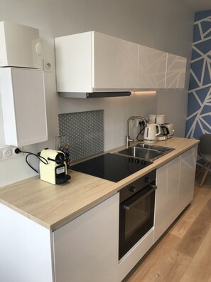 Apartment, mit Bad, Blick auf den Innenhof (N°04) | Eigene Küche | Hochstuhl