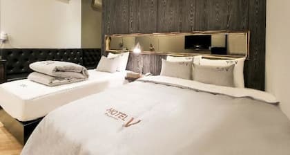 V Hotel