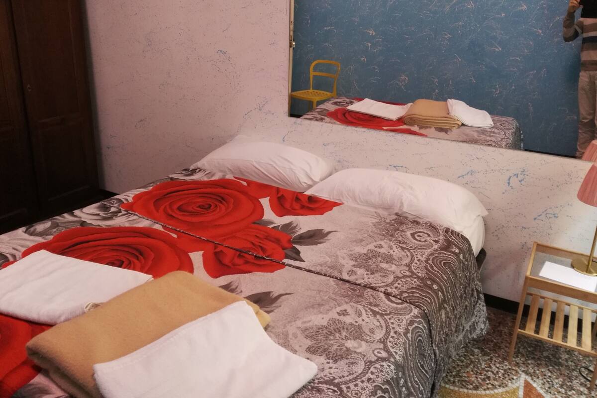 Desk, iron/ironing board, free WiFi, bed sheets