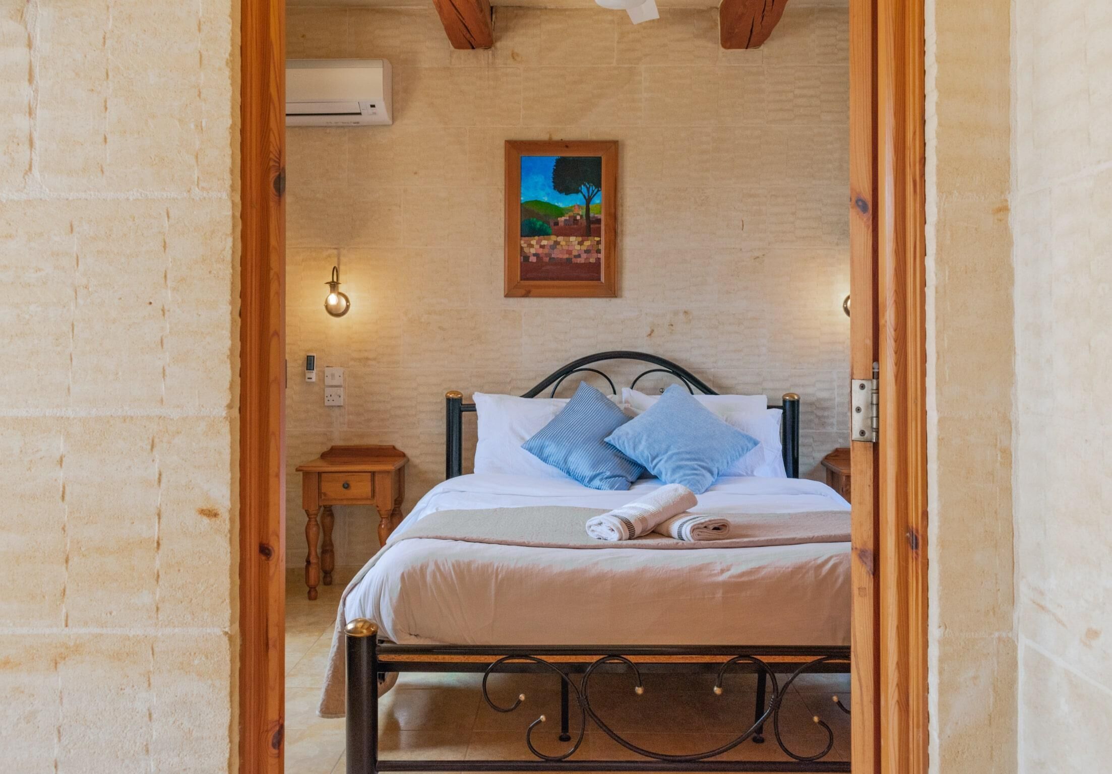 Villa | 4 bedrooms, iron/ironing board, free WiFi, bed sheets