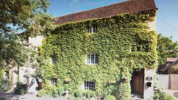 Rumah | Bagian depan properti