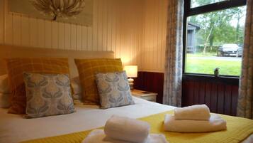 Cabin, Berbilang Katil | 2 bilik tidur, katil bayi mudah alih, Wi-fi percuma, cadar katil