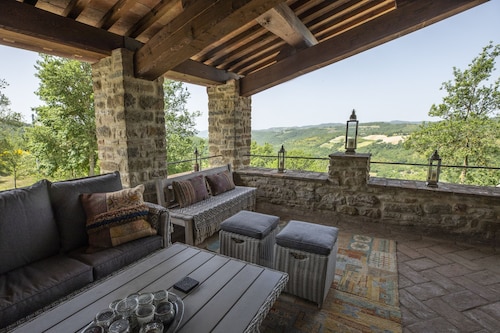 Umbrian Villa Retreat in Pietralunga With a Pool