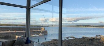 Stunning Cottage on the Beach Portnoo, Narin