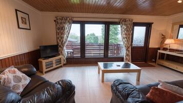 Cabin, Multiple Beds | Interior